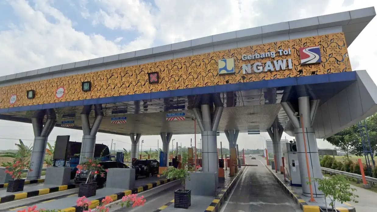 Gerbang Tol Ngawi